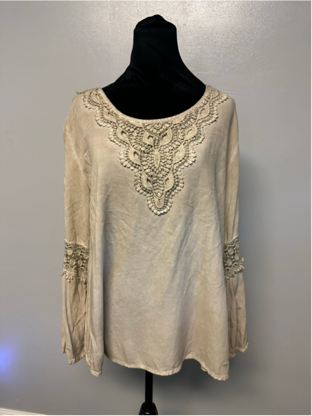 Floral & Ivy Blouse XL Beige Lace Detail Long Sleeve Top Boho